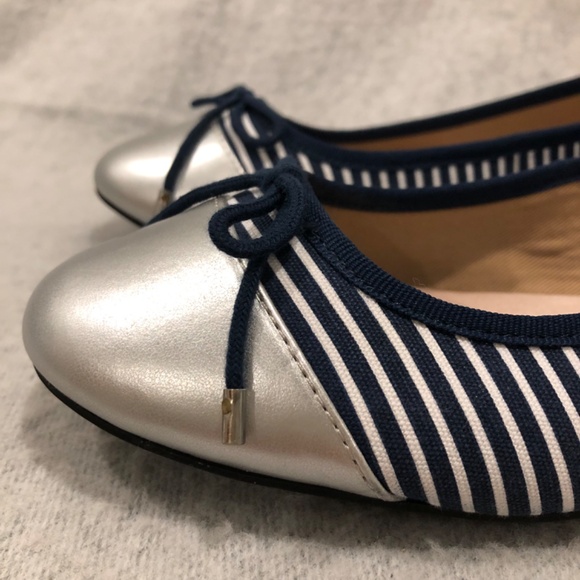 NWOT - Navy & White Striped Ballet Flats with Shiny Silver Toecaps - Picture 9 of 16